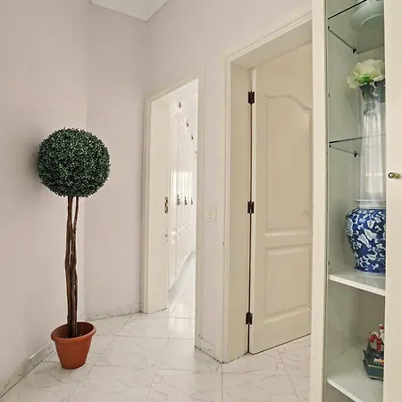 Apartment 2-bedroom In Cristianos *